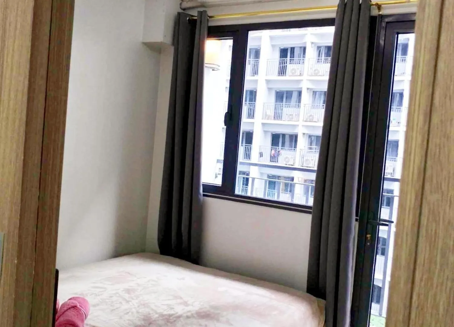 Cozy And Affordable Condo Near Moa And Airport With Wifi 069 Manila